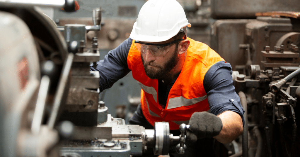 De-industrialisation Risk Strategies for Manufacturing Resilience